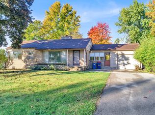 2577 Breton Rd SE, Grand Rapids, MI 49546