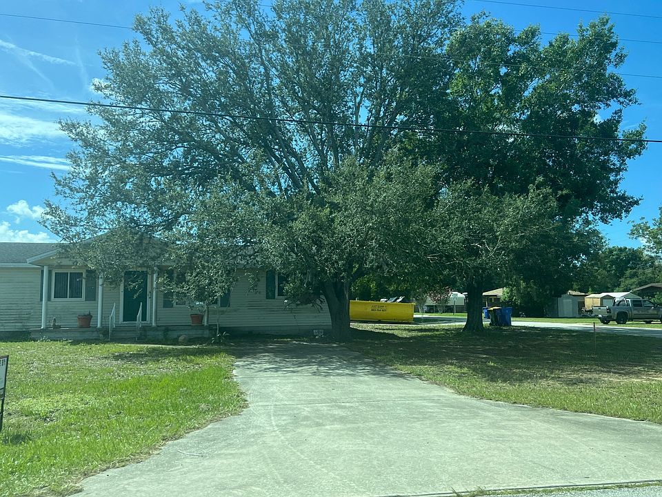 2nd image of 2744 N Highlands Blvd