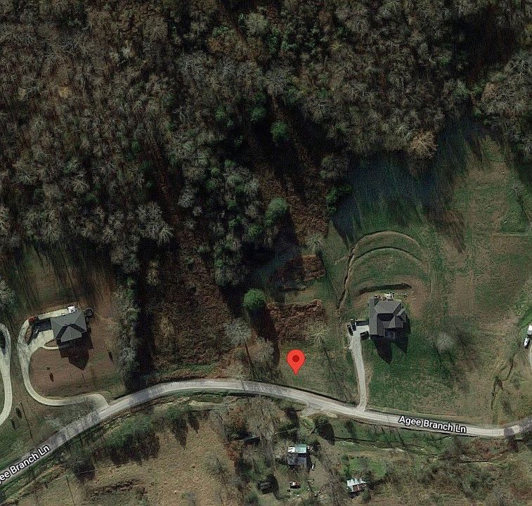 2nd image of 121 Agee Branch Ln