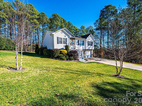 2nd image of 4984 Addison Ln