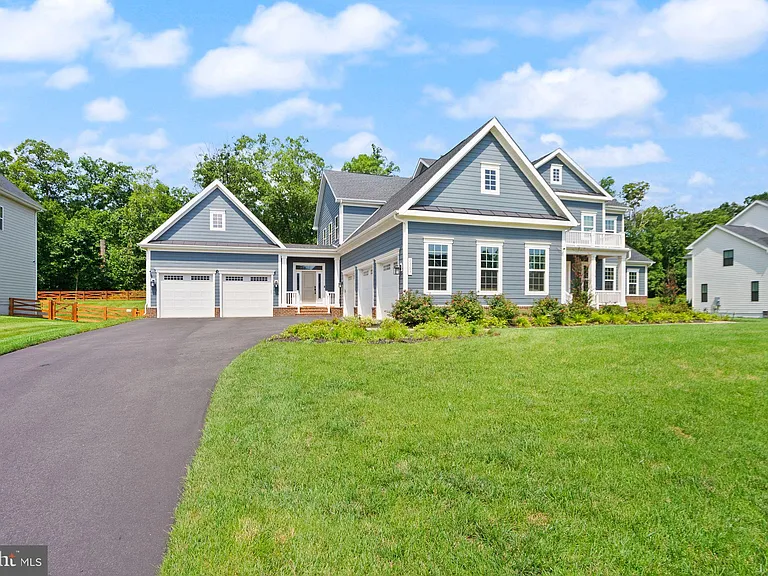 23297 Hastings Ridge Ct — Photo 74