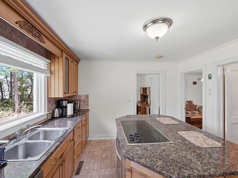 3120 Baucom Rd — Photo 7