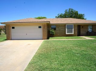 1205 E Waco St, Brownfield, TX 79316