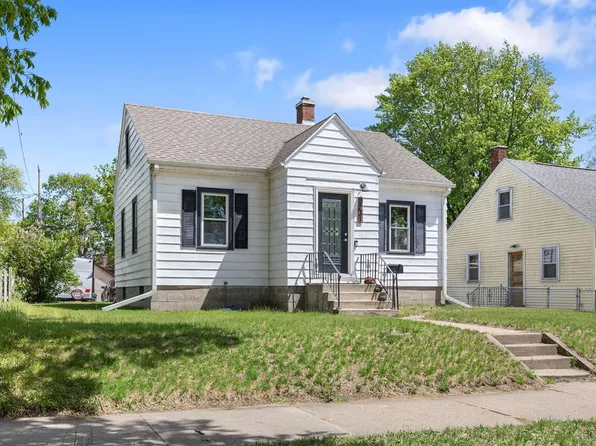 2231 14th STREET S S, La Crosse, WI 54601