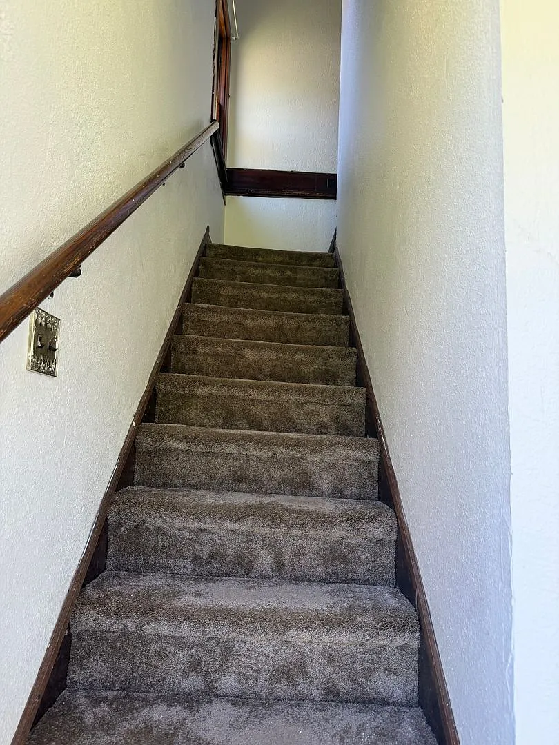 1305 North Church Street A-C — Photo 2
