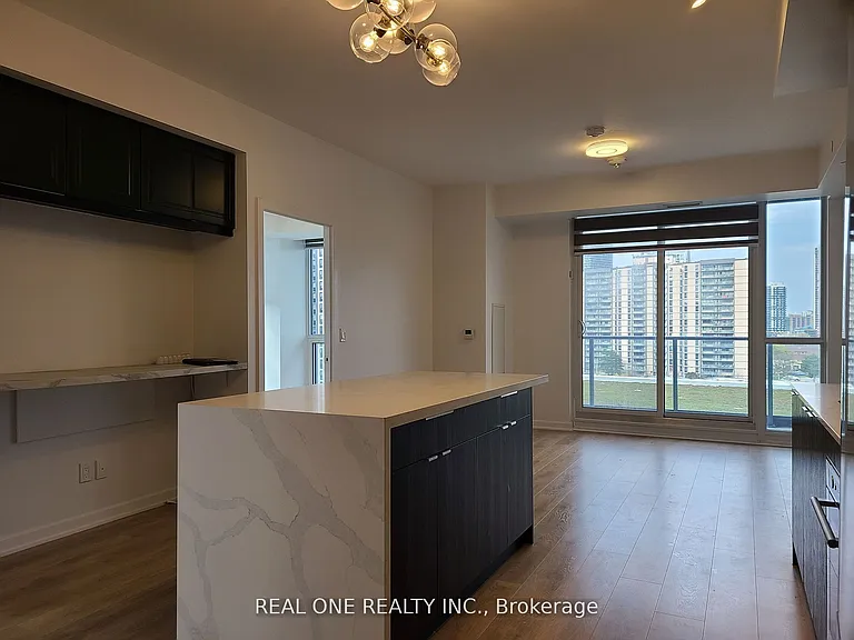 38 Forest Manor Rd #702 — Photo 3