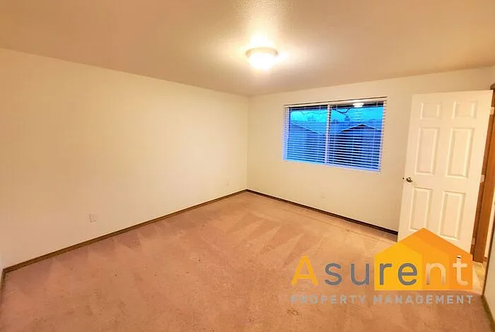 2313 Crater Lake Ave — Photo 7