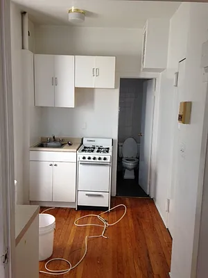 Rented by AJ Clarke | media 16