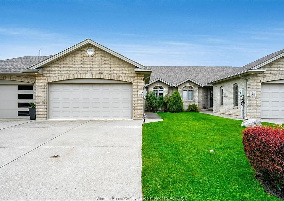 1st image of 12 Leonard Dr