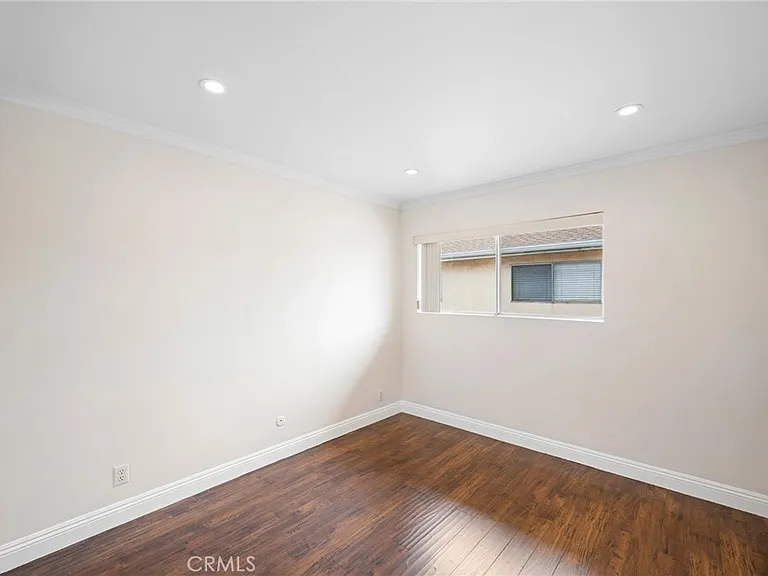 121 Sinclair Ave #206 — Photo 22