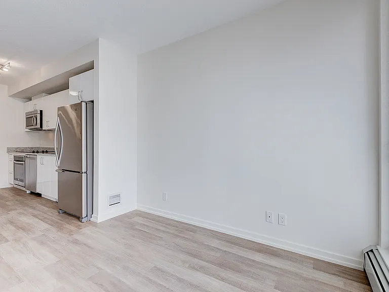 450 8th Ave SE #501 — Photo 5