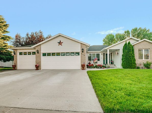 3019 Arizona Dr Bismarck Nd 58503 Zillow