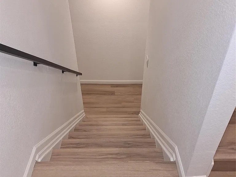 7958 Adams Fork Ave — Photo 40