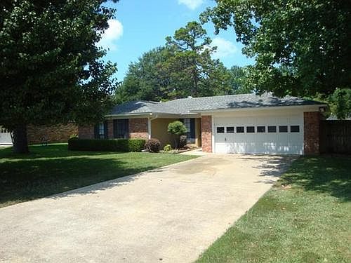 1st image of 22 Village Cir