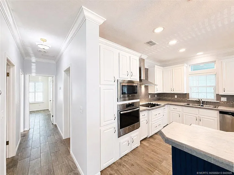35 NE Nautical Dr — Photo 24