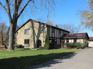2206 Burning Tree Ln, Carmel, IN 46032