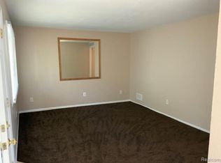 6529 Banner St, Taylor, MI 48180