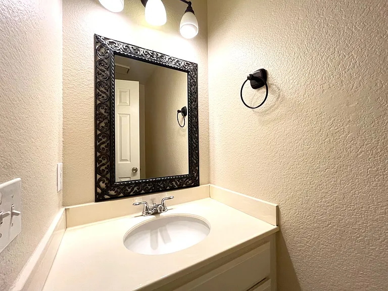 940 Birmingham Dr — Photo 20