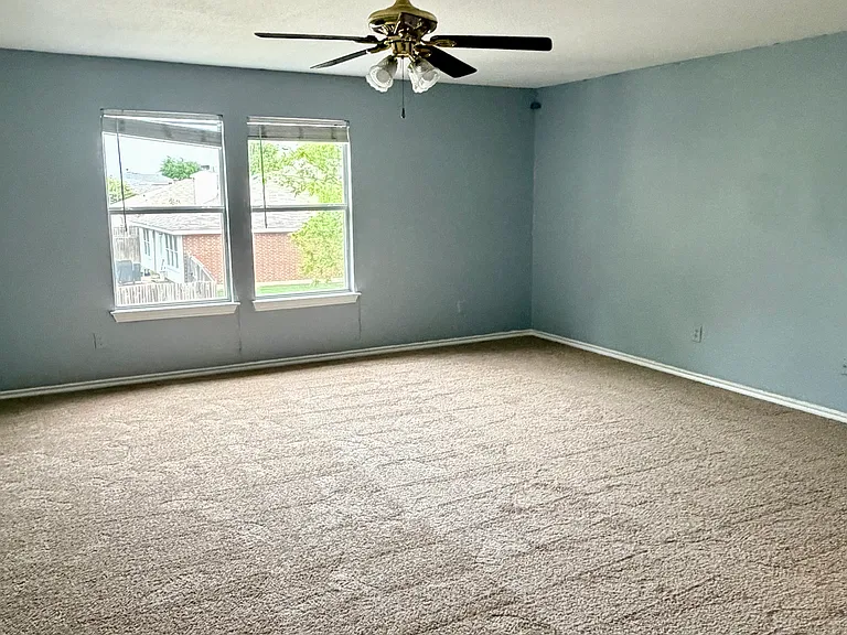 2707 Prairie Creek Dr — Photo 11