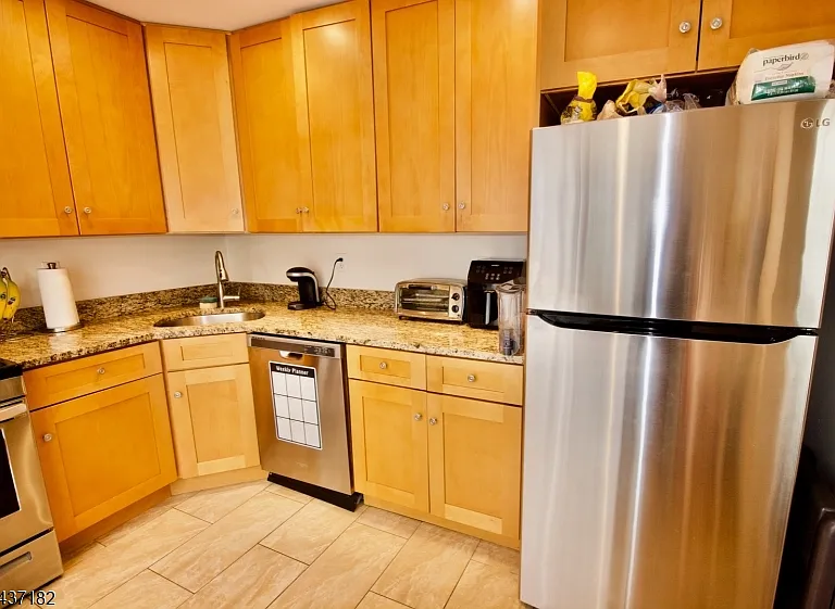 78 Woodward Ln — Photo 10