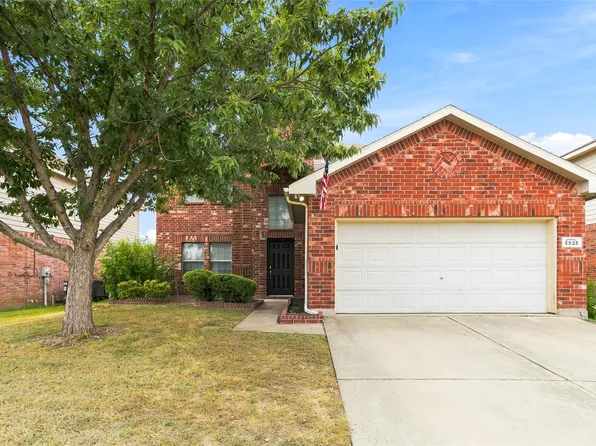 5825 Show Master Ln, Fort Worth, TX 76179