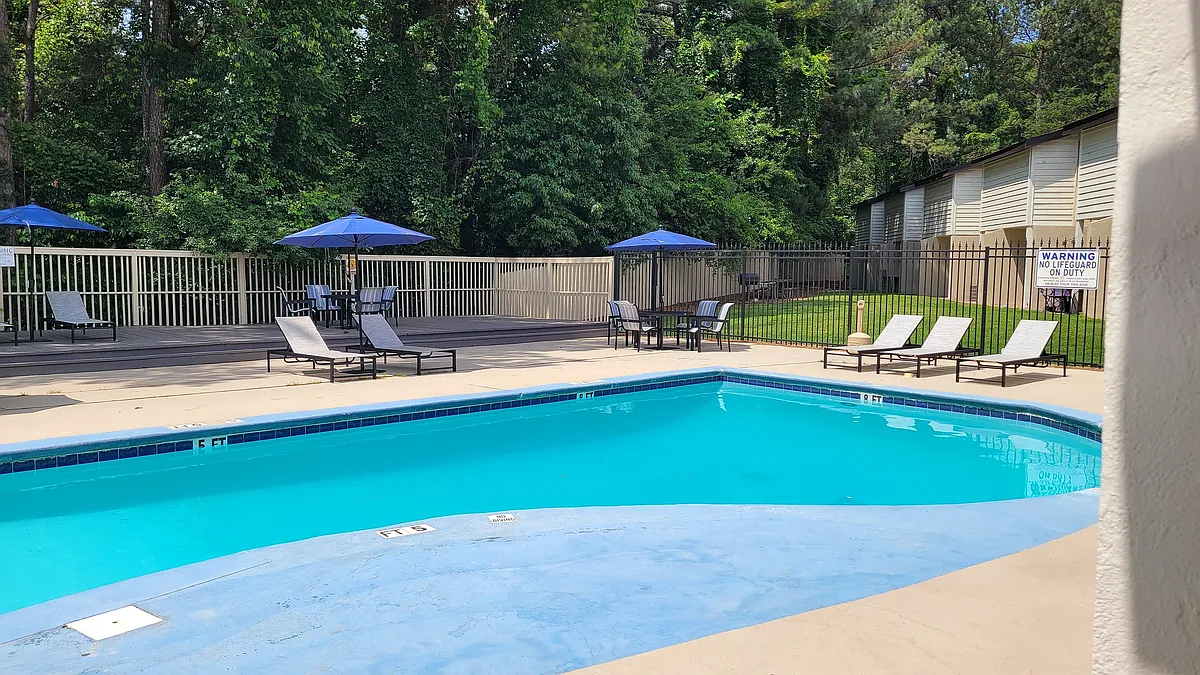 Building Photo - 2354 Pine Cove Cir