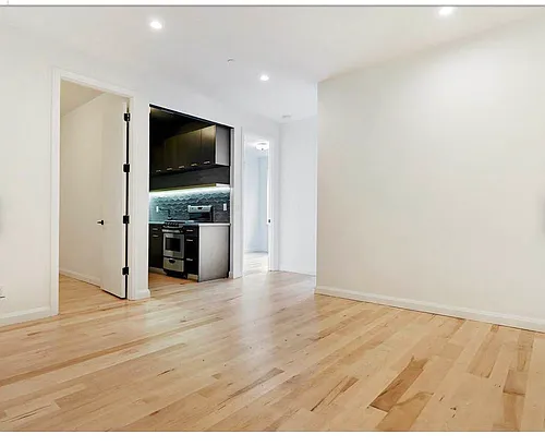 316 Evergreen Ave #2A Photo 1 316 Evergreen Ave #2A Photo 1