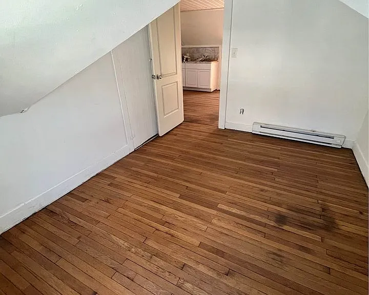 10 Jefferson Ave #3 — Photo 4