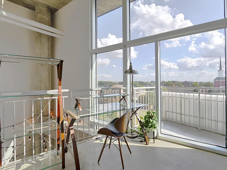 2115 Yeaman Pl #530 — Photo 38