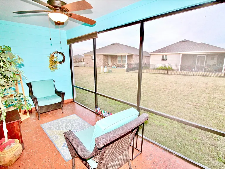 3306 Dandelion Dr — Photo 12