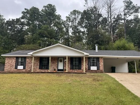2458 Barnes Crossing Rd, Saltillo, MS 38866