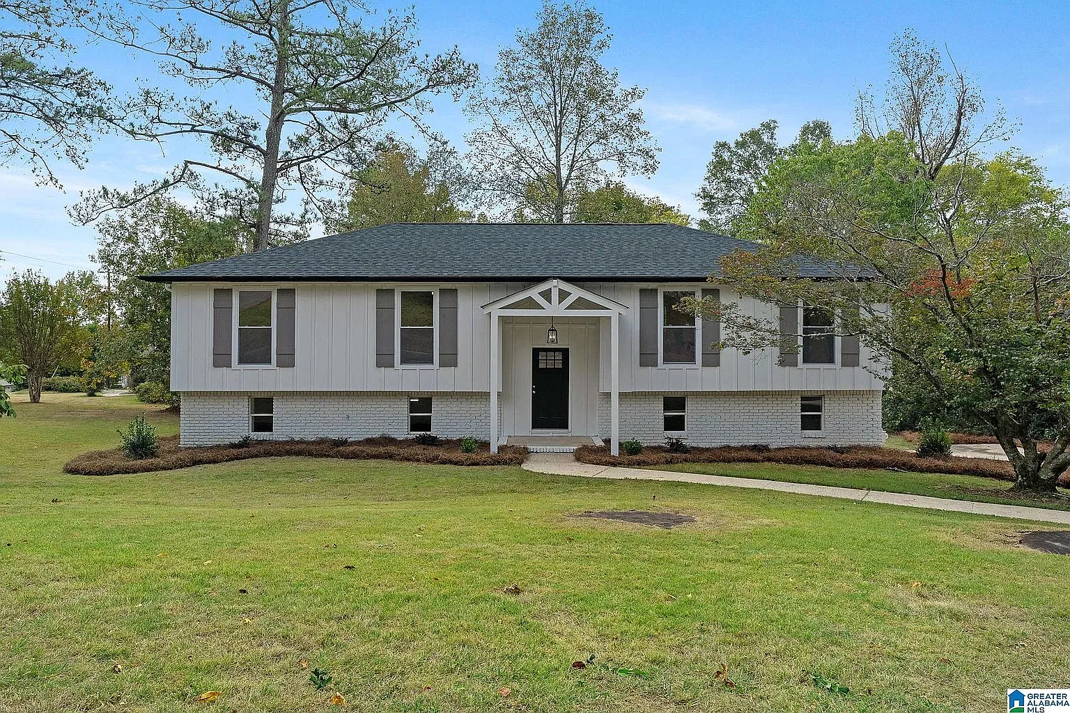 3 bed, 2563 sqft, $2,800 — Photo 1
