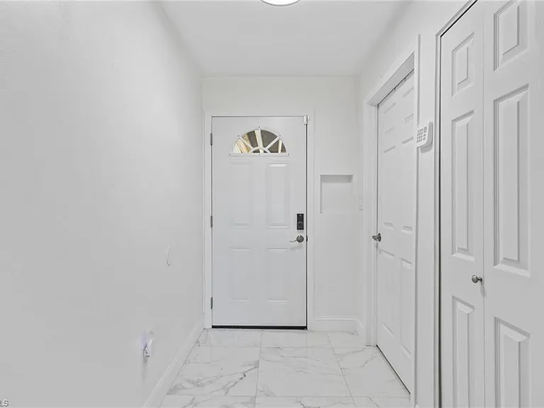 452 Bristle Cone Ln #27 — Photo 3