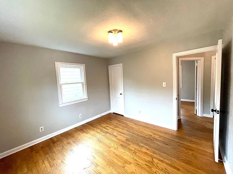 4607 Fairmont Ave — Photo 11
