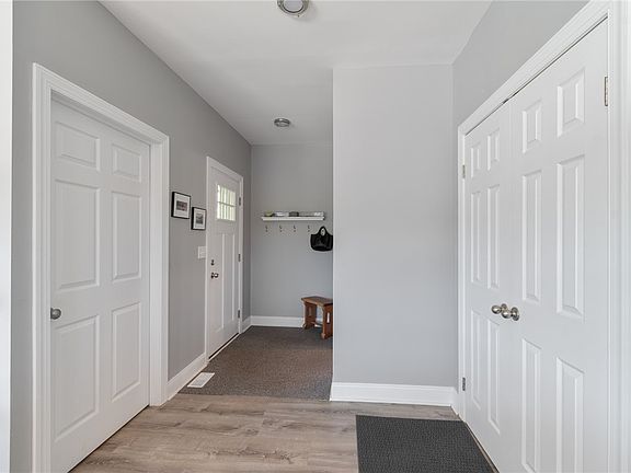 3rd image of 8249 Dogwood Rd
