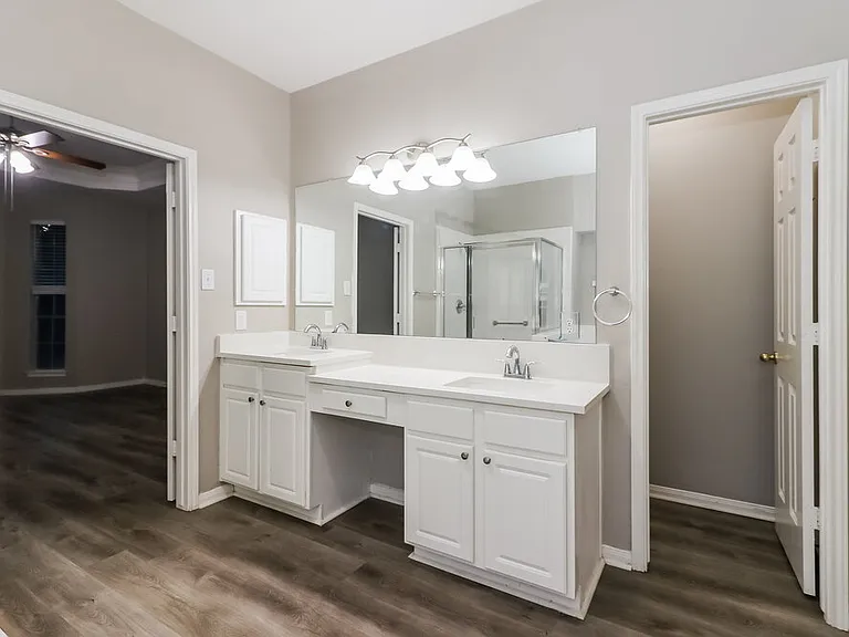 1423 Tilman Dr — Photo 13
