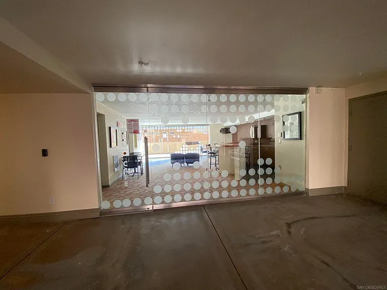 8889 Caminito Plaza Centro #7219 — Photo 22