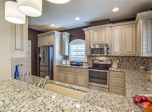 3rd image of 3075 Willow Grove Blvd #1708