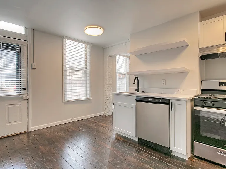 511 Sanford St #517-1 — Photo 2