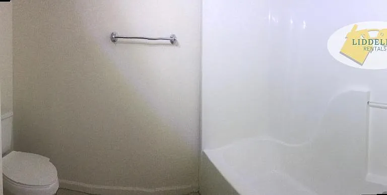 812 Ada St #3 — Photo 8