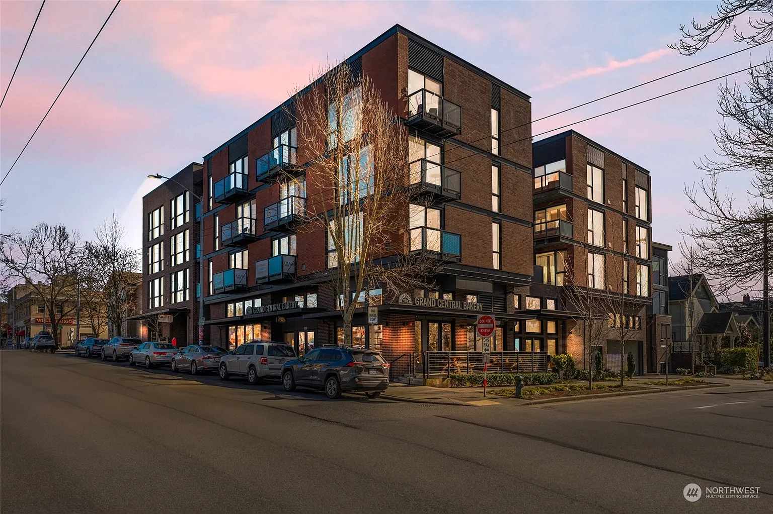 1601 N 45th Street #301 photo 1