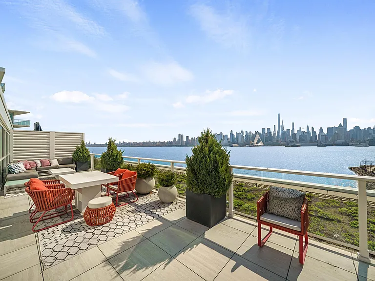 800 Avenue At Port Imperial #619 — Photo 4