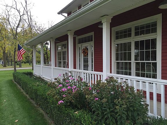 Covered entry/farm lights.
