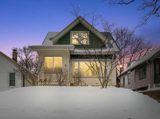 6824 W Lloyd St, Wauwatosa, WI 53213