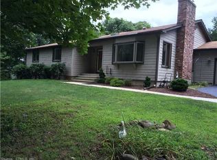 37 Wilford Rd, North Branford, CT 06471