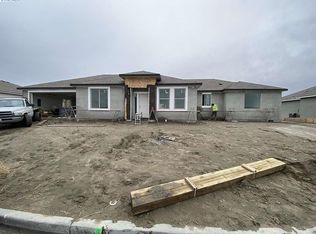 7041 Collins Rd, West Richland, WA 99353