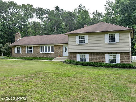 2nd image of 1277 Lake Forest Dr