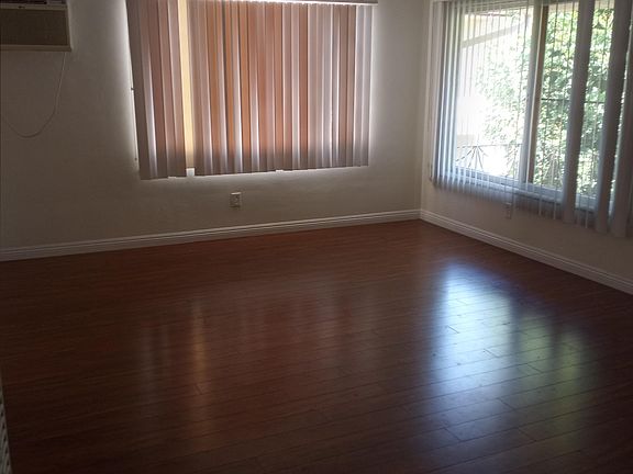 4th image of 6333 Coldwater Canyon Ave #12