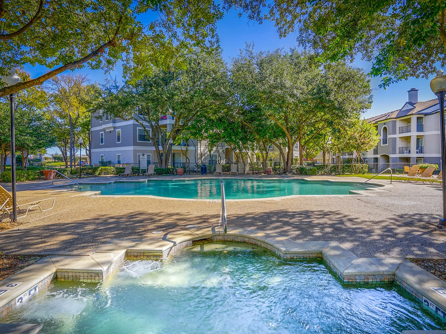 Saxony at Chase Oaks Apartments — Photo 2