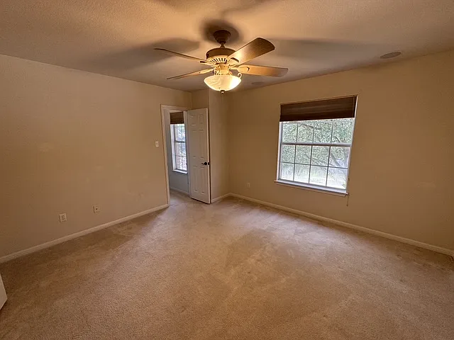 4310 Reynosa Dr — Photo 20